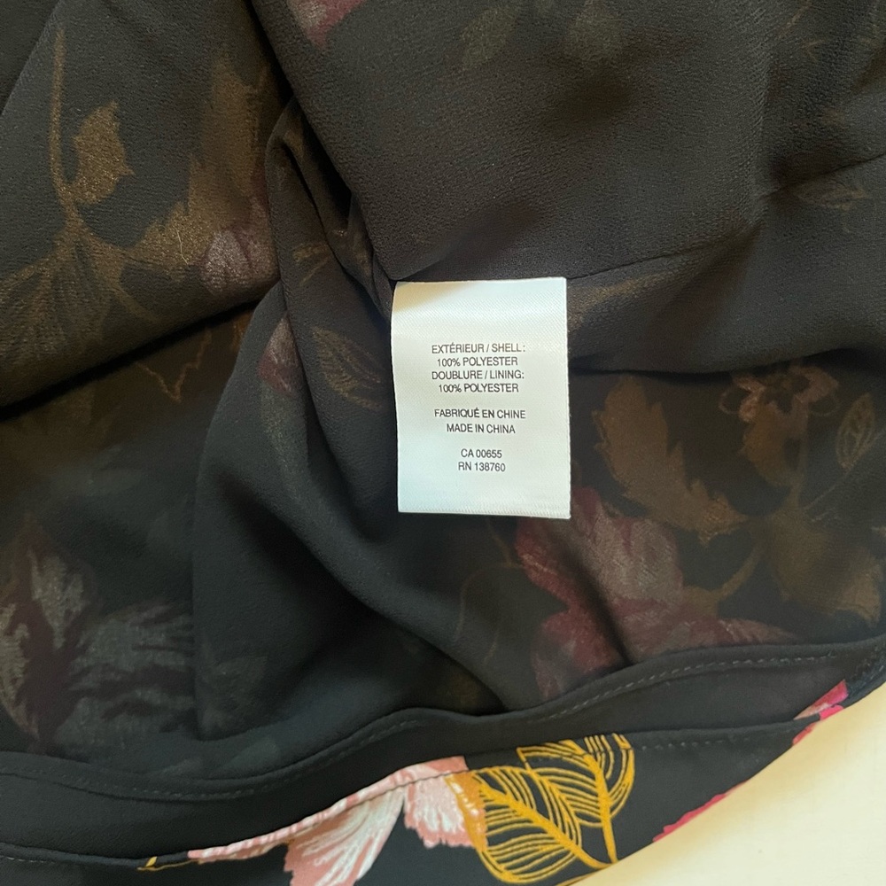 Floral Blouse with Bow - Picture 10 of 12
